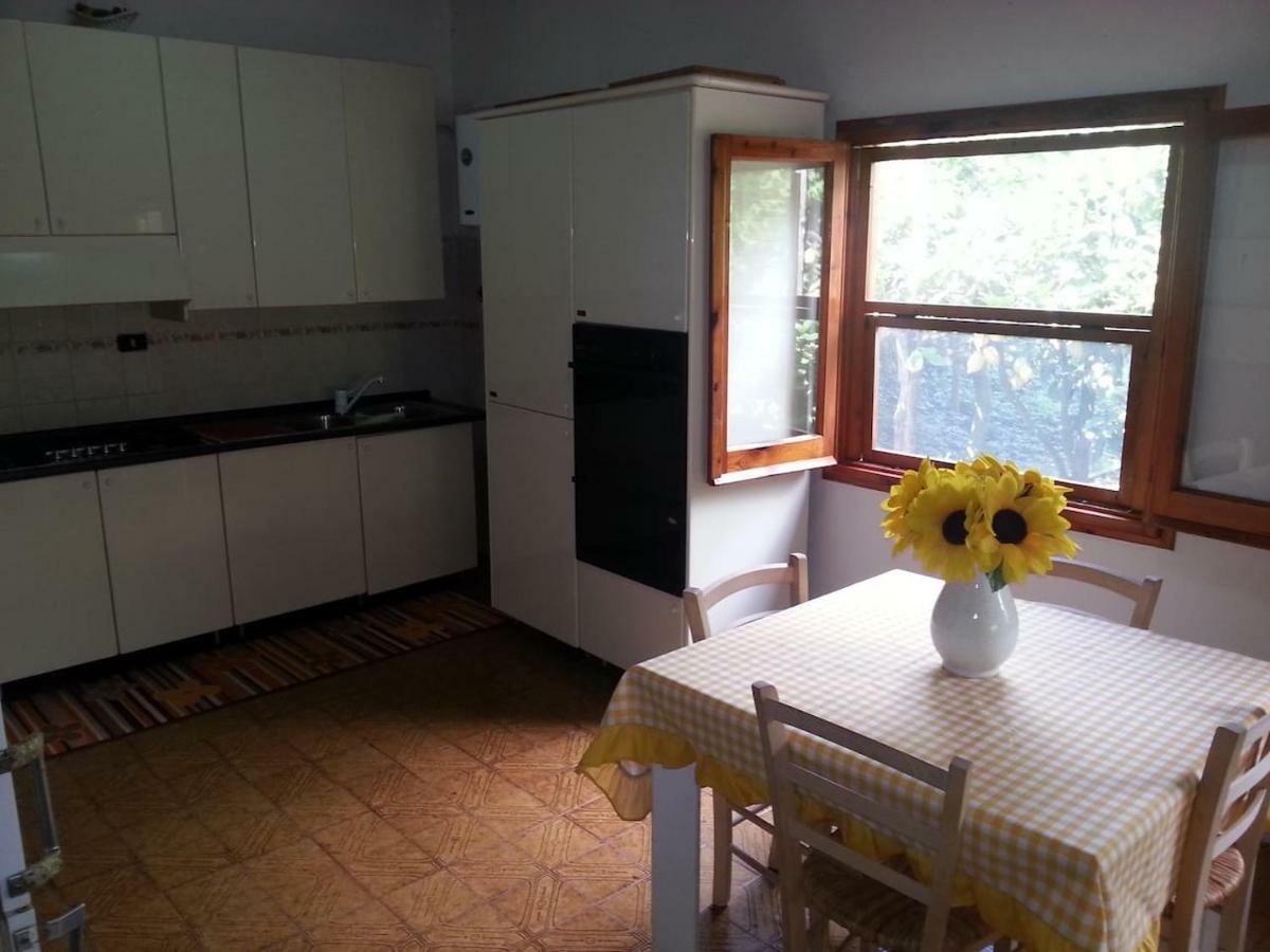 Villa Il rifugio di Elena Maiori Esterno foto
